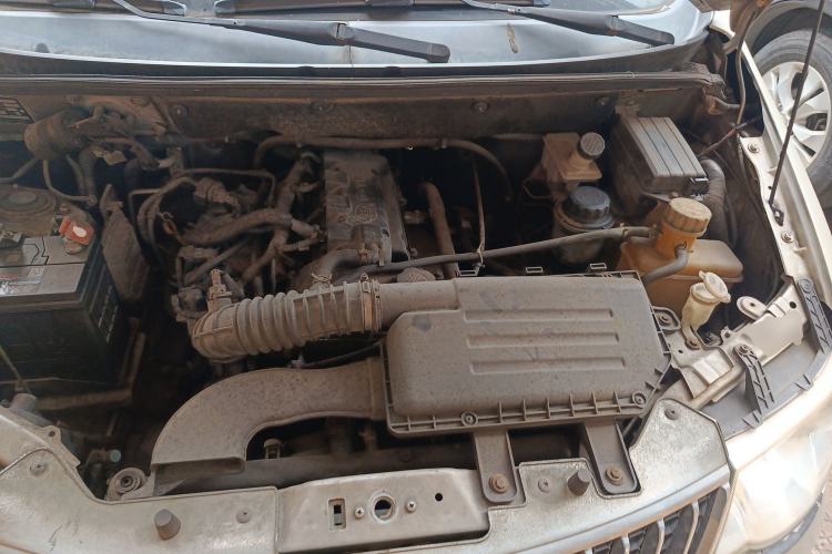 Used Wuling Hongguang 2010 1.4L Luxury Model Engine Bay