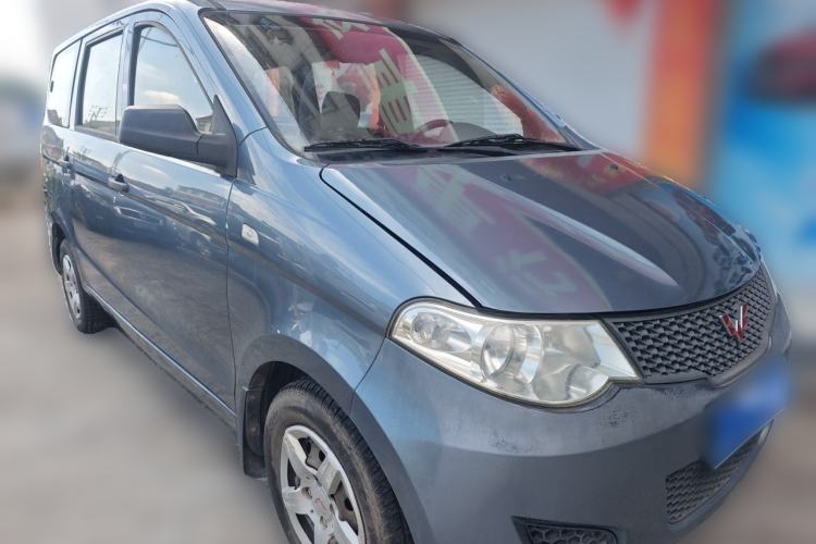 Used Wuling Hongguang 2010 1.2L Base Version China IV Standard Front Right 45 Deg