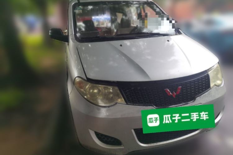 Used Wuling Hongguang 2010 1.2L Base Version China IV Standard Front Right 45 Deg