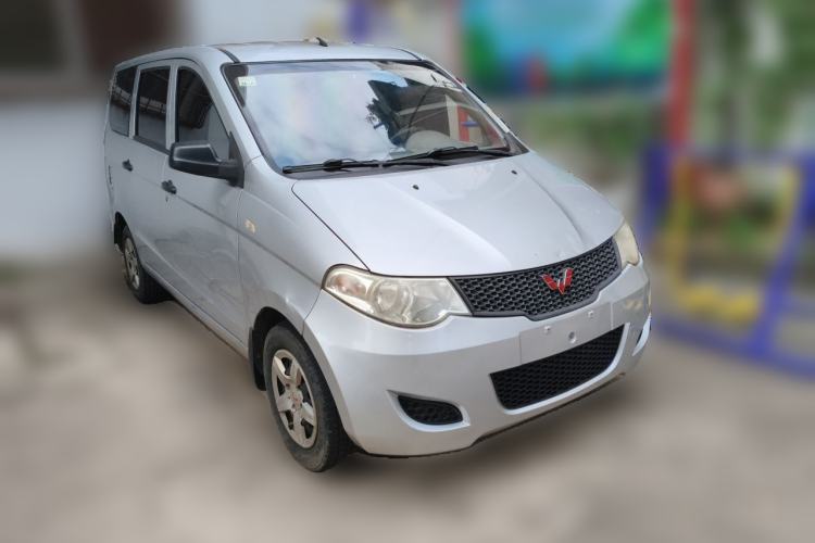Used Wuling Hongguang 2010 1.4L Base Version Front Right 45 Deg