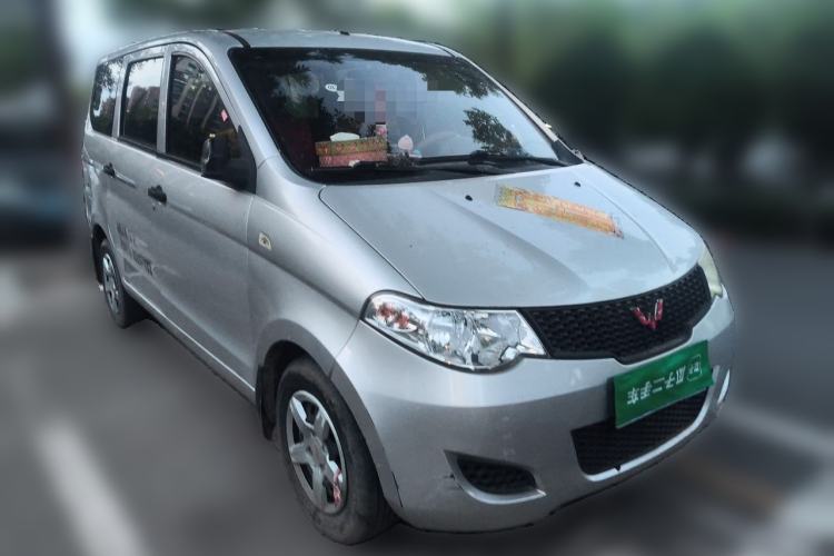Used Wuling Hongguang 2010 1.2L Base Version China IV Standard Front Right 45 Deg