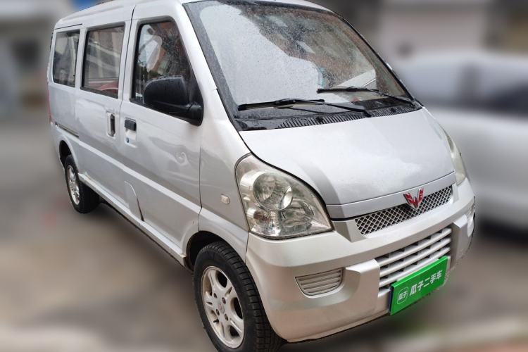 Used Wuling Hongguang 2010 1.2L Base Version China IV Standard Front Right 45 Deg