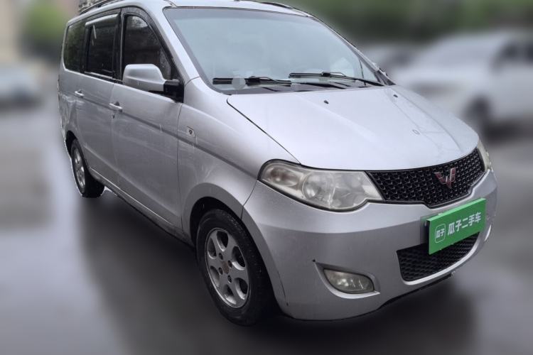 Used Wuling Hongguang 2010 1.2L Comfort Edition China IV Front Right 45 Deg