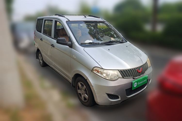 Used Wuling Hongguang 2010 1.2L Base Version China IV Standard Front Right 45 Deg