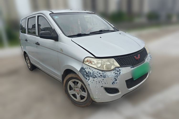 Used Wuling Hongguang 2010 1.2L Base Version China IV Standard Front Right 45 Deg