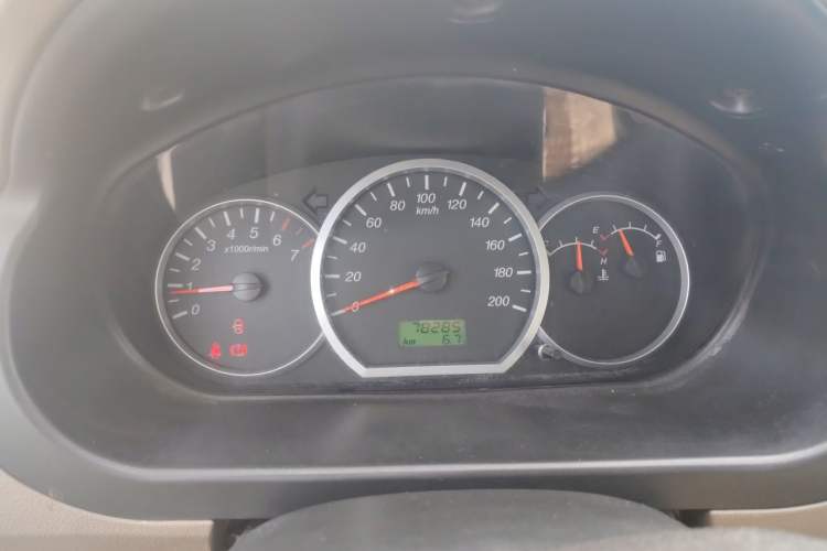 Used Wuling Hongguang 2010 1.2L Standard Version China IV Instrument Cluster