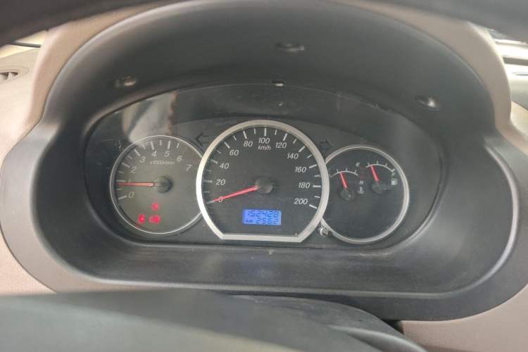 Used Wuling Hongguang 2010 1.2L Comfort Edition China IV Instrument Cluster