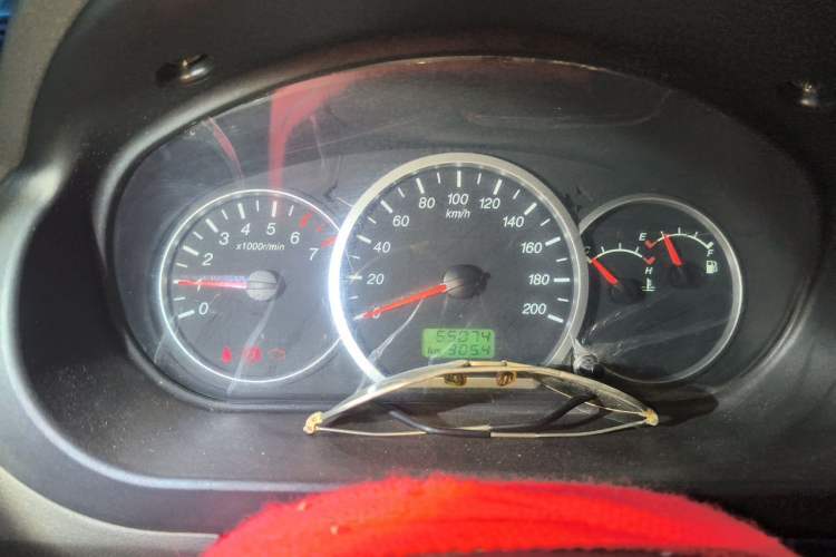 Used Wuling Hongguang 2010 1.2L Base Version China IV Standard Instrument Cluster