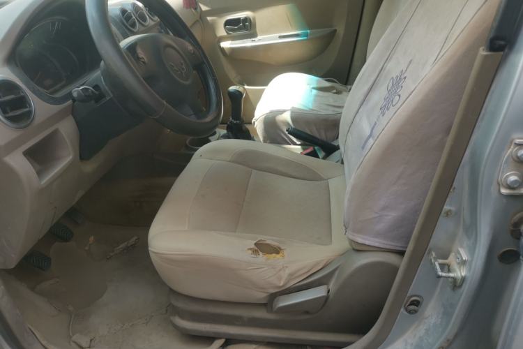 Used Wuling Hongguang 2010 1.2L Standard Version China IV Left Front Seat