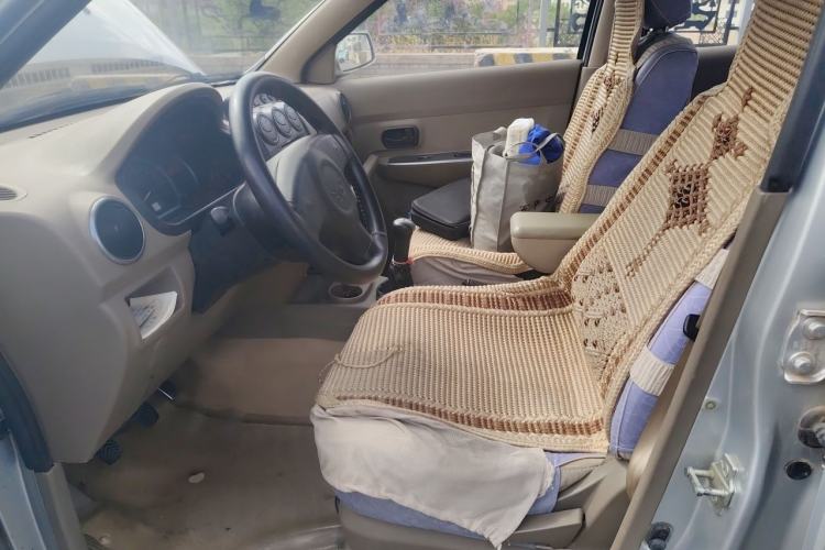 Used Wuling Hongguang 2010 1.2L Standard Version China IV Left Front Seat