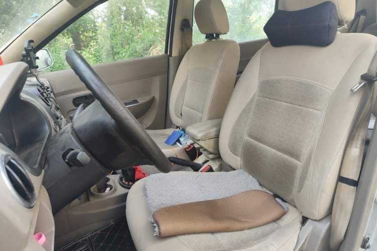 Used Wuling Hongguang 2010 1.2L Practical Version China IV Left Front Seat