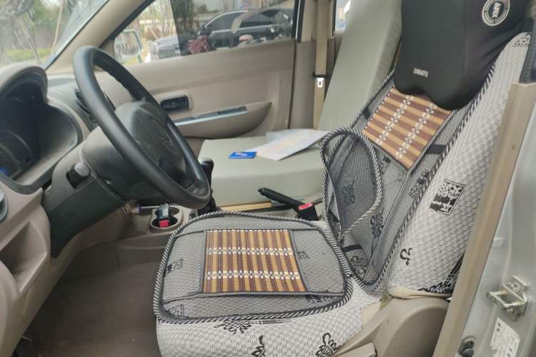 Used Wuling Hongguang 2010 1.2L Comfort Edition China IV Left Front Seat