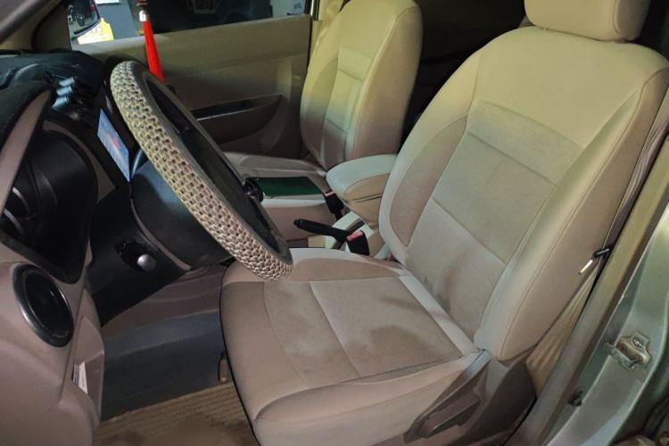 Used Wuling Hongguang 2010 1.2L Standard Version China IV Left Front Seat