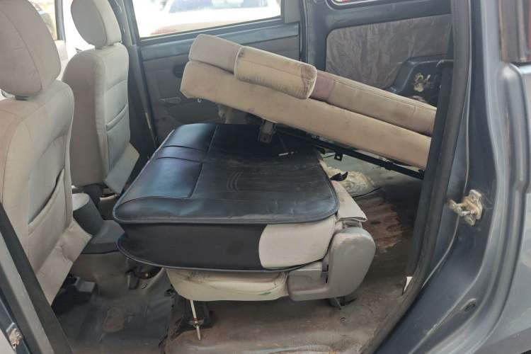 Used Wuling Hongguang 2010 1.2L Base Version China IV Standard Left Rear Seat
