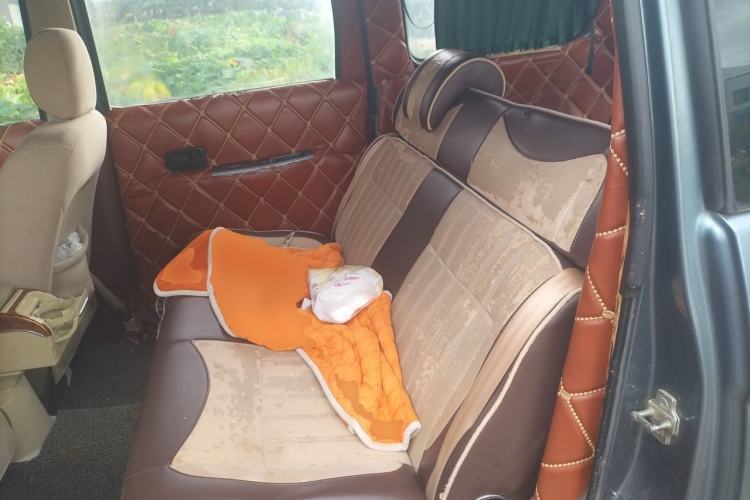 Used Wuling Hongguang 2010 1.4L Standard Version Left Rear Seat