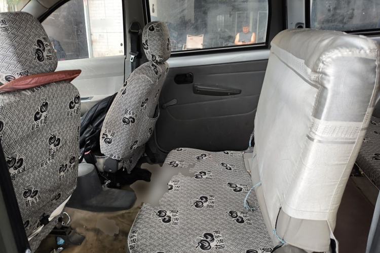 Used Wuling Hongguang 2010 1.2L Practical Version China IV Left Rear Seat