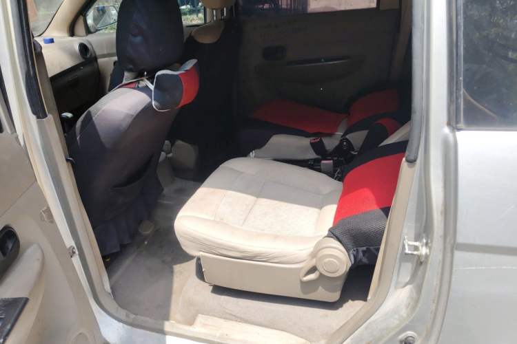 Used Wuling Hongguang 2010 1.4L Comfort Version Left Rear Seat