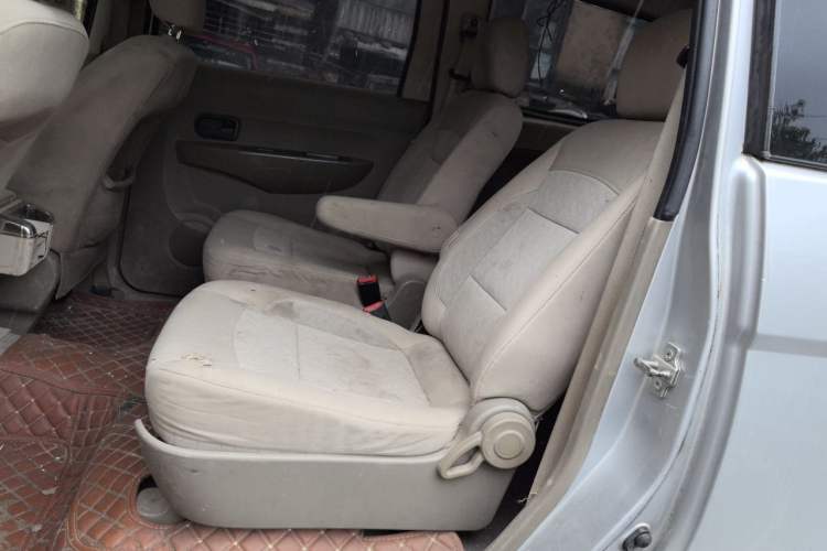 Used Wuling Hongguang 2010 1.2L Comfort Edition China IV Left Rear Seat