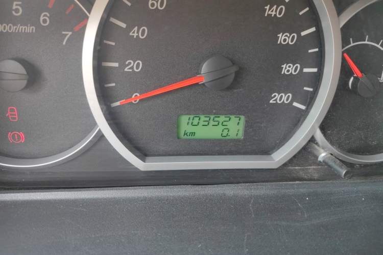 Used Wuling Hongguang 2010 1.2L Standard Version China IV Odometer Close Up