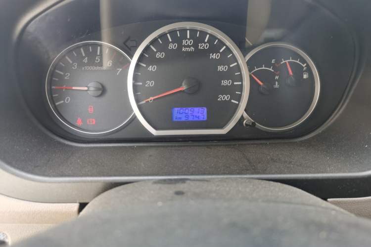 Used Wuling Hongguang 2010 1.4L Comfort Version Odometer Close Up