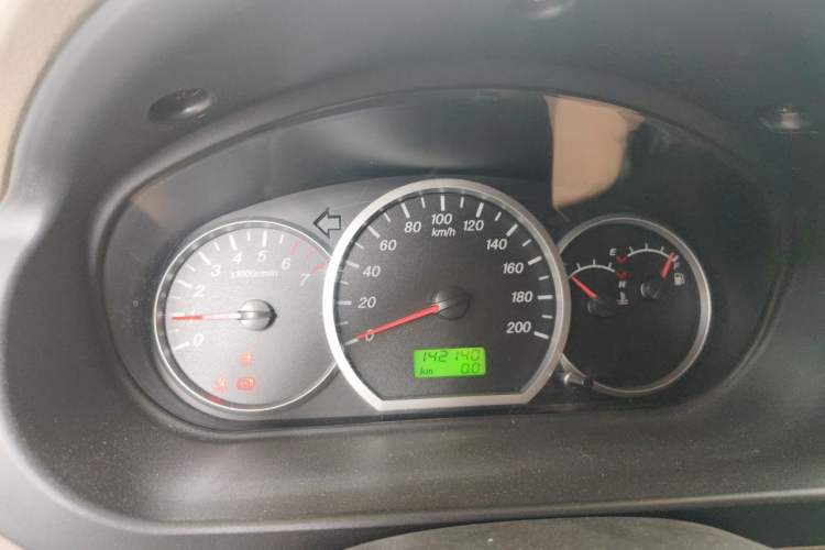 Used Wuling Hongguang 2010 1.2L Practical Version China IV Odometer Close Up