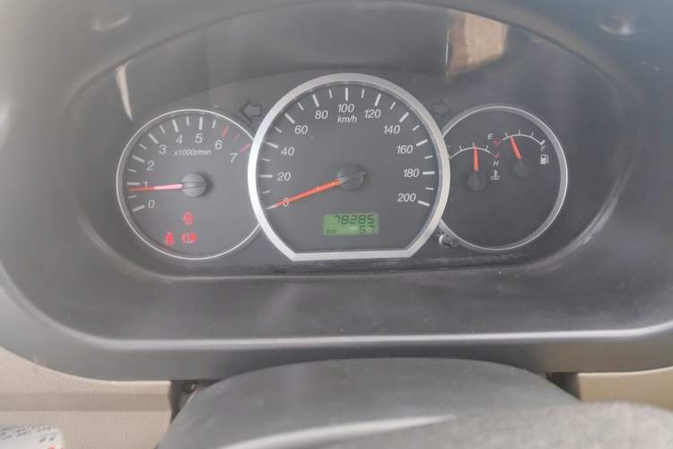 Used Wuling Hongguang 2010 1.2L Standard Version China IV Odometer Close Up