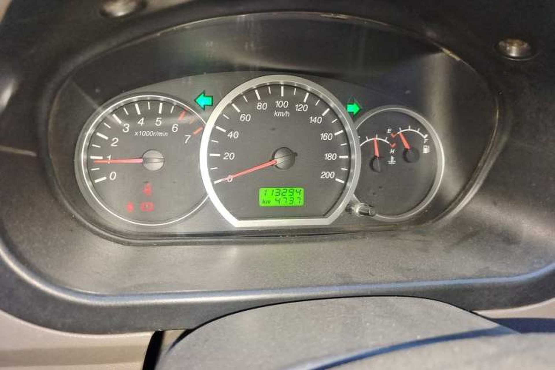 Used Wuling Hongguang 2010 1.4L Standard Version Odometer Close Up