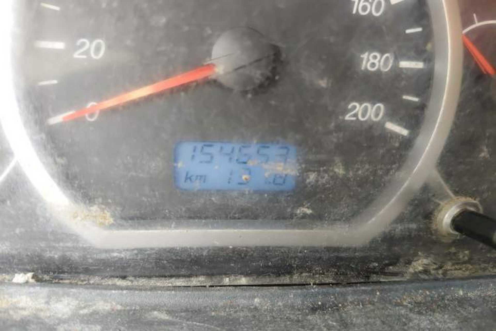 Used Wuling Hongguang 2010 1.4L Comfort Version Odometer Close Up