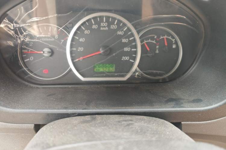 Used Wuling Hongguang 2010 1.2L Base Version China IV Standard Odometer Close Up