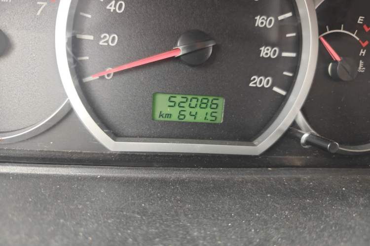 Used Wuling Hongguang 2010 1.2L Base Version China IV Standard Odometer Close Up