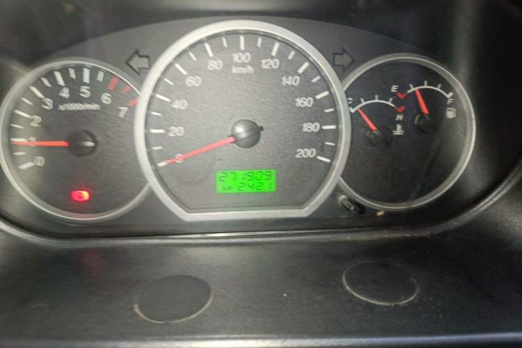 Used Wuling Hongguang 2010 1.4L Practical Version Odometer Close Up