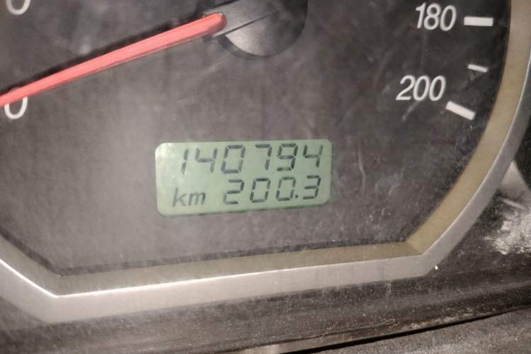 Used Wuling Hongguang 2010 1.2L Base Version China IV Standard Odometer Close Up