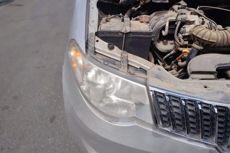 Used Wuling Hongguang 2010 1.2L Standard Version China IV Right Front Headlight