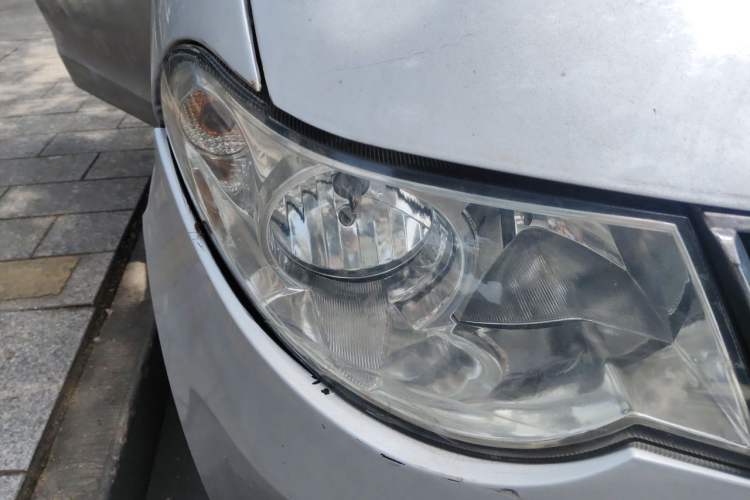 Used Wuling Hongguang 2010 1.4L Comfort Version Right Front Headlight