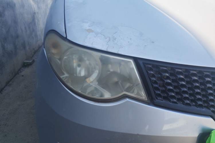 Used Wuling Hongguang 2010 1.4L Standard Version Right Front Headlight