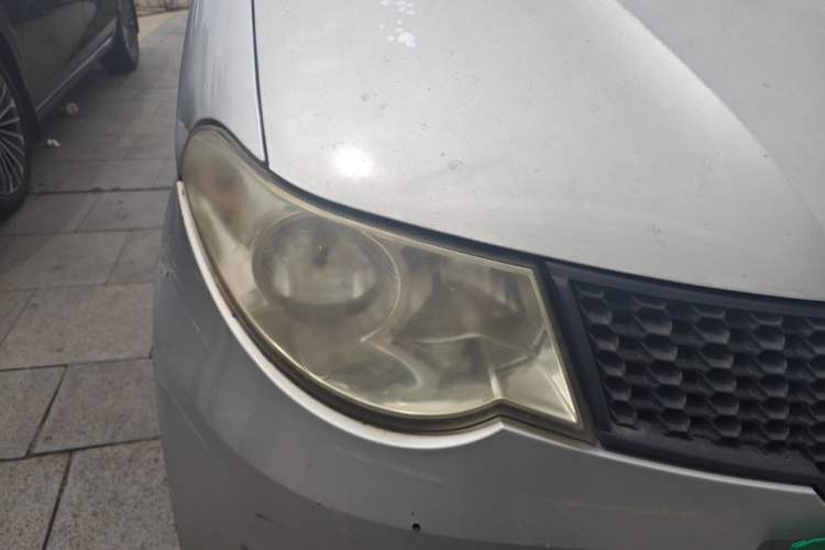 Used Wuling Hongguang 2010 1.4L Base Version Right Front Headlight