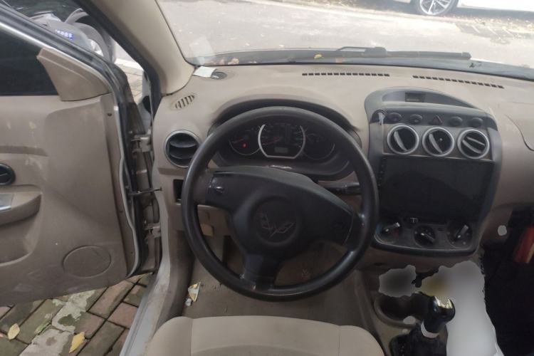 Used Wuling Hongguang 2010 1.2L Standard Version China IV Steering Wheel