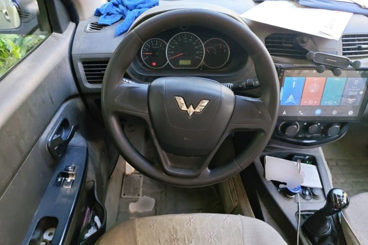 Used Wuling Hongguang 2010 1.2L Base Version China IV Standard Steering Wheel