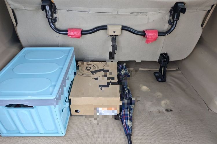Used Wuling Hongguang 2010 1.4L Luxury Model Trunk