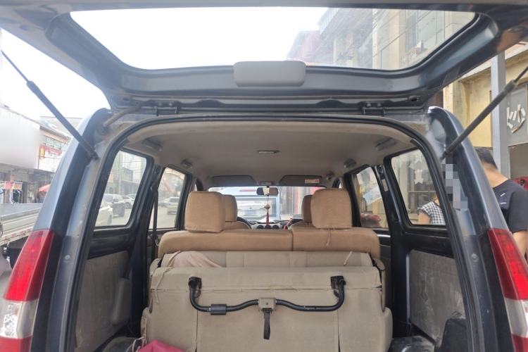Used Wuling Hongguang 2010 1.2L Base Version China IV Standard Trunk