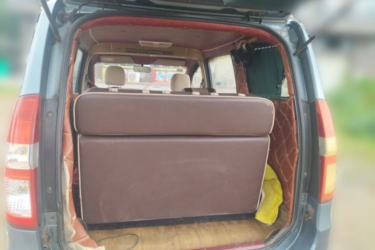 Used Wuling Hongguang 2010 1.4L Standard Version Trunk