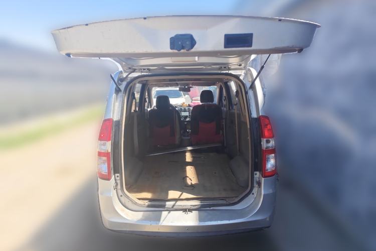 Used Wuling Hongguang 2010 1.4L Standard Version Trunk