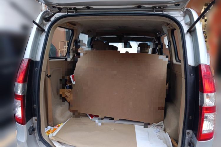 Used Wuling Hongguang 2010 1.4L Luxury Model Trunk