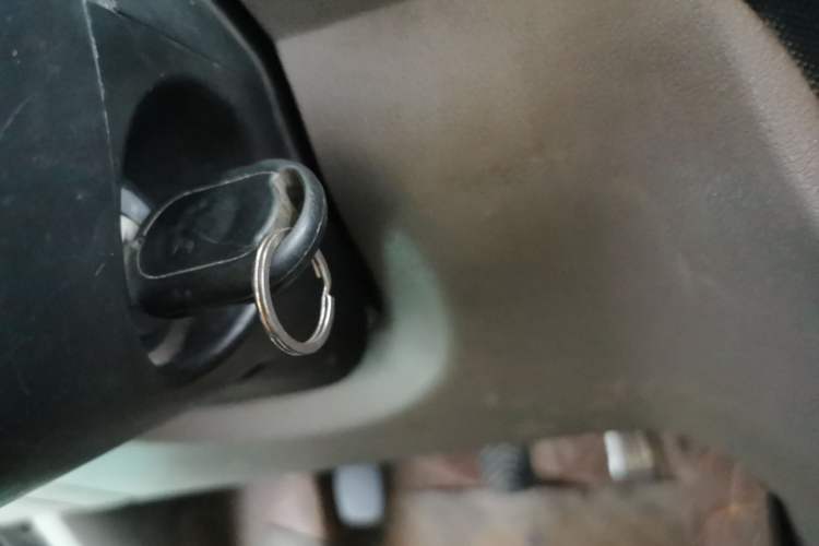 Used Wuling Hongguang 2010 1.4L Standard Version Vehicle Key