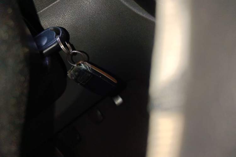 Used Wuling Hongguang 2010 1.4L Practical Version Vehicle Key