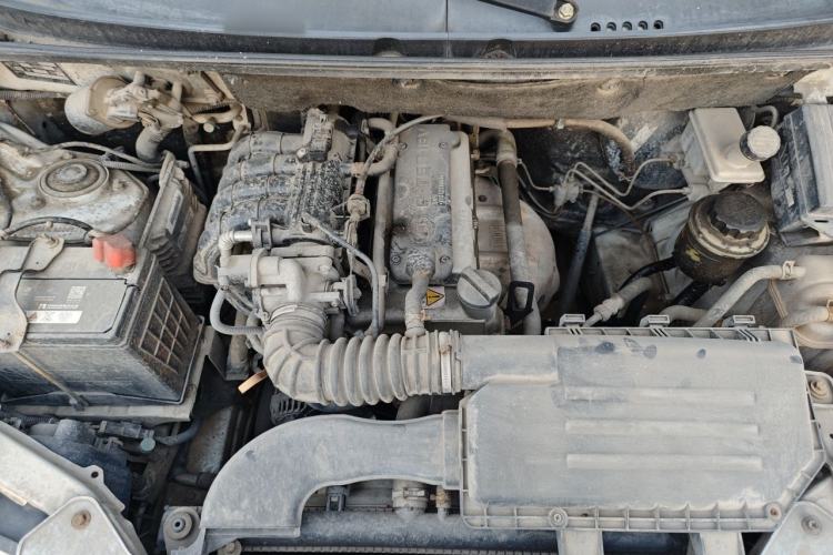 Used Wuling Hongguang 2010 1.2L Practical Version China IV Engine Bay
