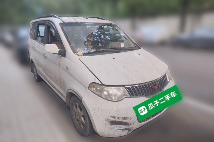Used Wuling Hongguang 2010 1.2L Comfort Edition China IV Front Right 45 Deg