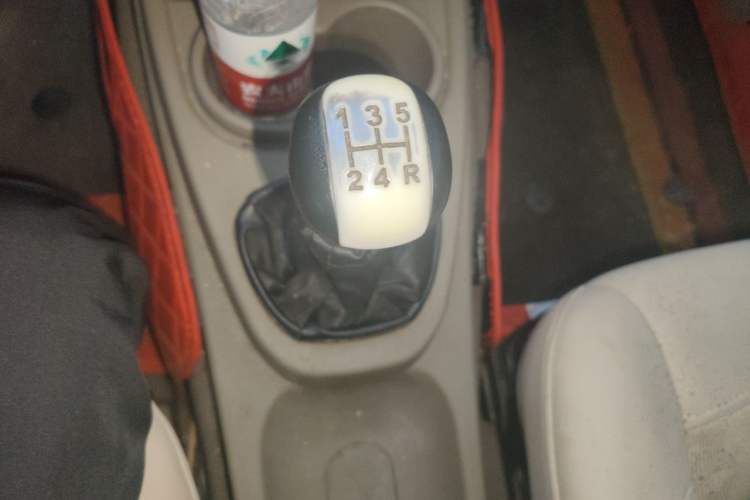 Used Wuling Hongguang 2010 1.2L Comfort Edition China IV Gear Lever