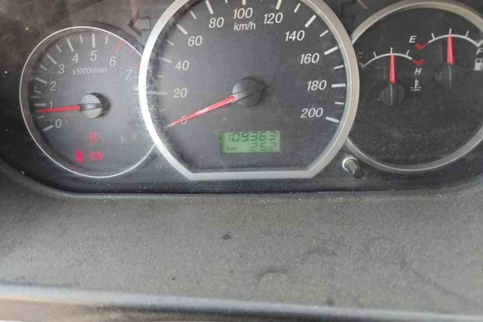 Used Wuling Hongguang 2010 1.4L Practical Version Odometer Close Up