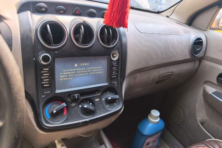 Used Wuling Hongguang 2010 1.2L Standard Version China IV Audio And AC Panel